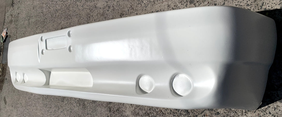 Paragolpe MB 1114 Faros redondos